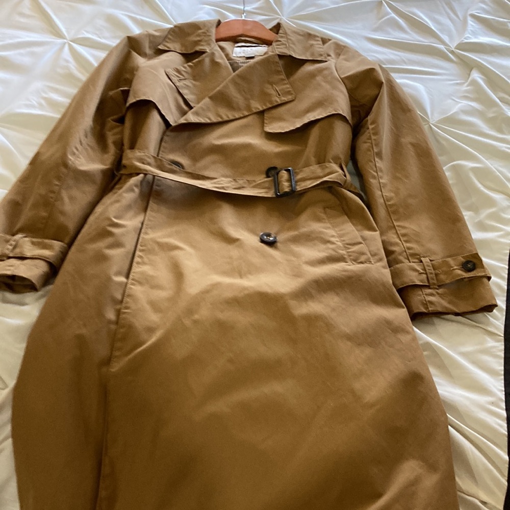 Women’s Trench Coat, new w/o tags. XS but Fits like size Small. - Picture 3 of 9